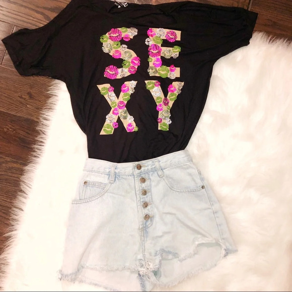 Hanging with my friends xl Tee - Picture 1 of 6